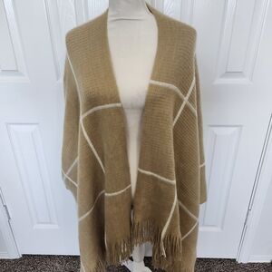 Lane Bryant One Size Tan/White Button "Sleeve" Poncho